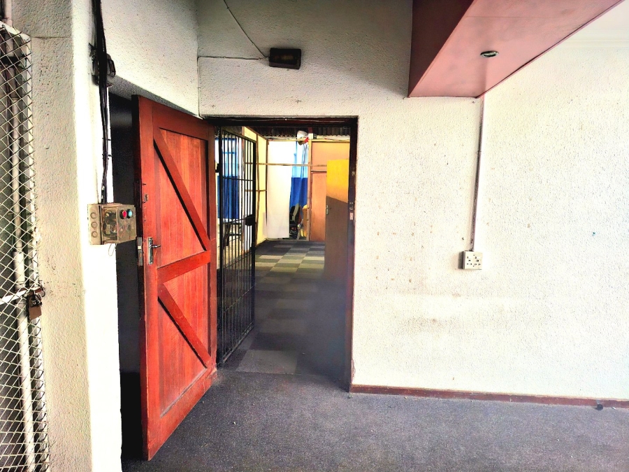  Bedroom Property for Sale in Bellville Central Western Cape